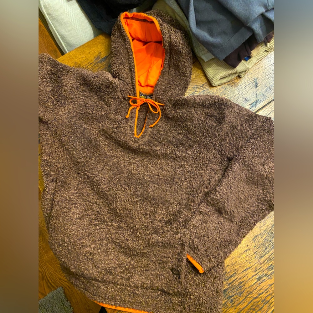 Mountain Hardwear Fuzzy Hooded Pullover